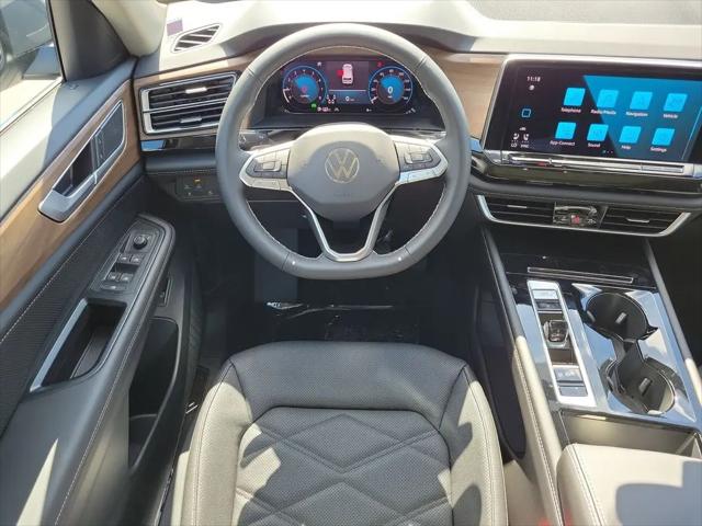 2026 Volkswagen Atlas SE with Technology