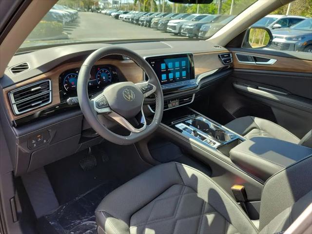 2026 Volkswagen Atlas SE with Technology