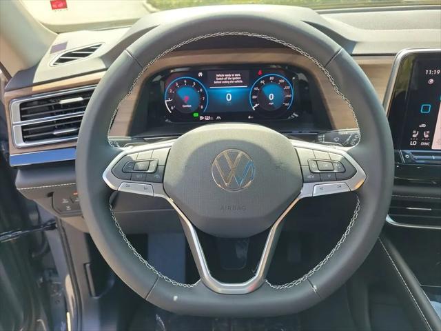 2026 Volkswagen Atlas SE with Technology