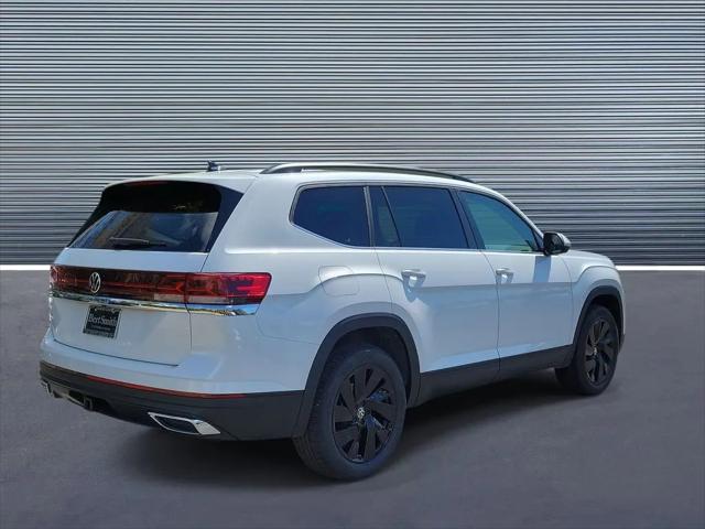 2026 Volkswagen Atlas SE with Technology