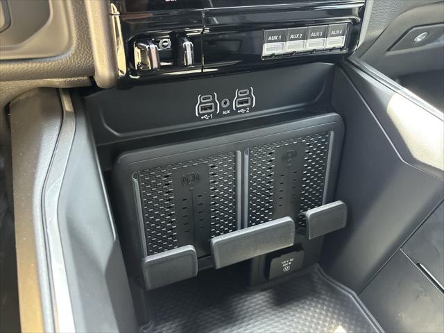 2026 Ram 3500 Laramie Crew Cab 4x4 8 Box