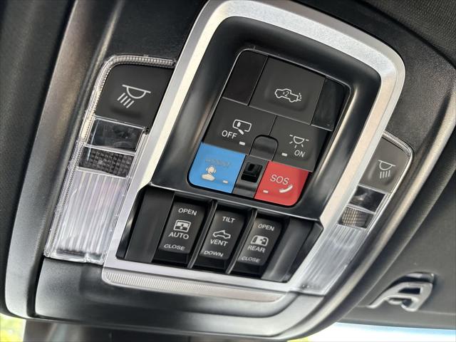 2026 Ram 3500 Laramie Crew Cab 4x4 8 Box