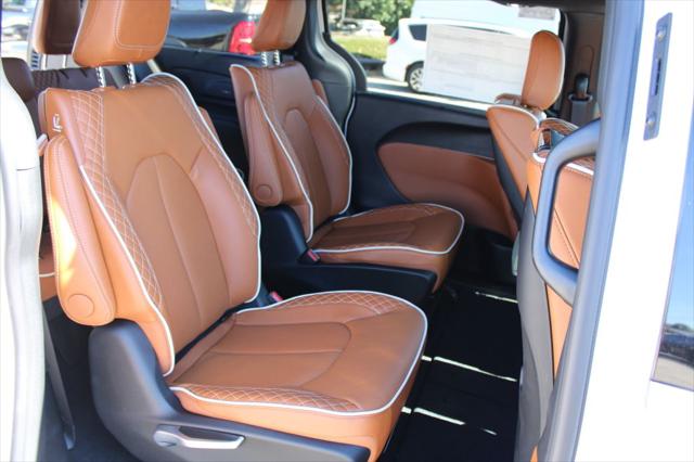 2026 Chrysler Pacifica Pinnacle AWD