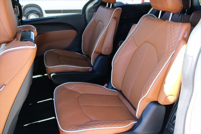 2026 Chrysler Pacifica Pinnacle AWD