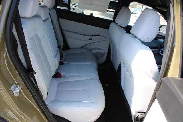 2026 Jeep Cherokee Laredo 4x4