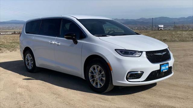 2026 Chrysler Pacifica Select AWD