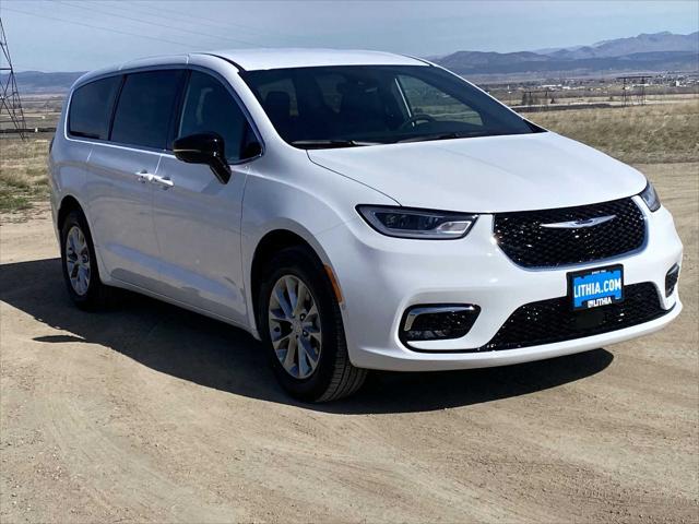 2026 Chrysler Pacifica Select AWD