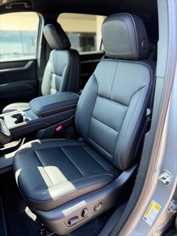 2026 GMC Acadia Elevation FWD