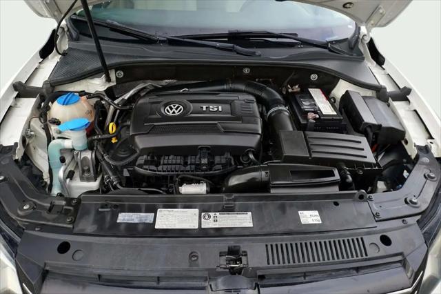 2014 Volkswagen Passat 1.8T Wolfsburg Edition