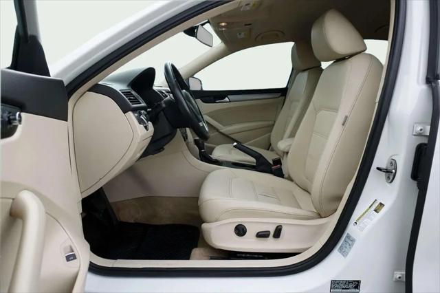 2014 Volkswagen Passat 1.8T Wolfsburg Edition