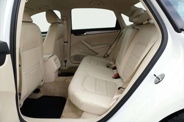 2014 Volkswagen Passat 1.8T Wolfsburg Edition