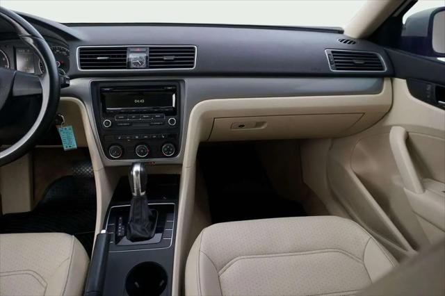 2014 Volkswagen Passat 1.8T Wolfsburg Edition