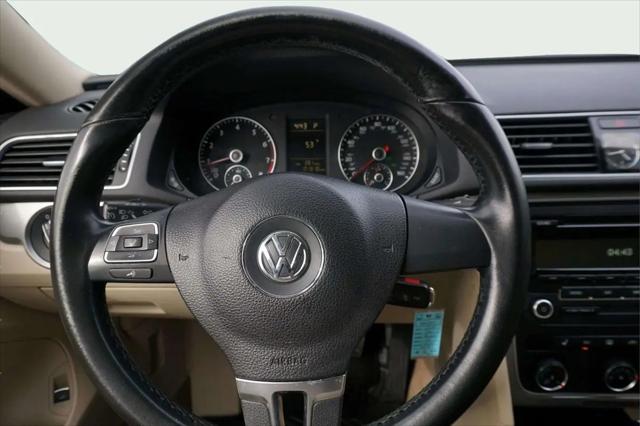 2014 Volkswagen Passat 1.8T Wolfsburg Edition