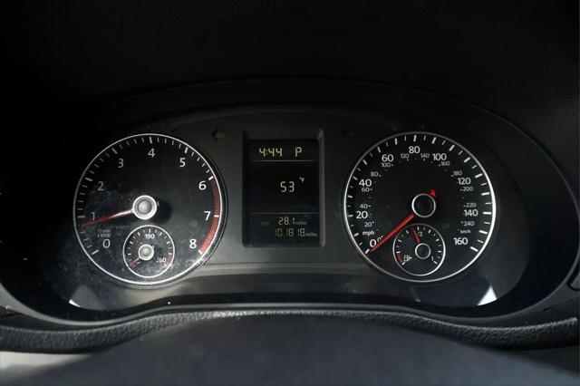 2014 Volkswagen Passat 1.8T Wolfsburg Edition