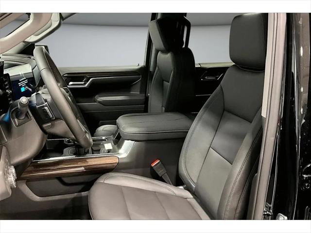 2026 Chevrolet Silverado 1500 4WD Crew Cab Standard Bed LT