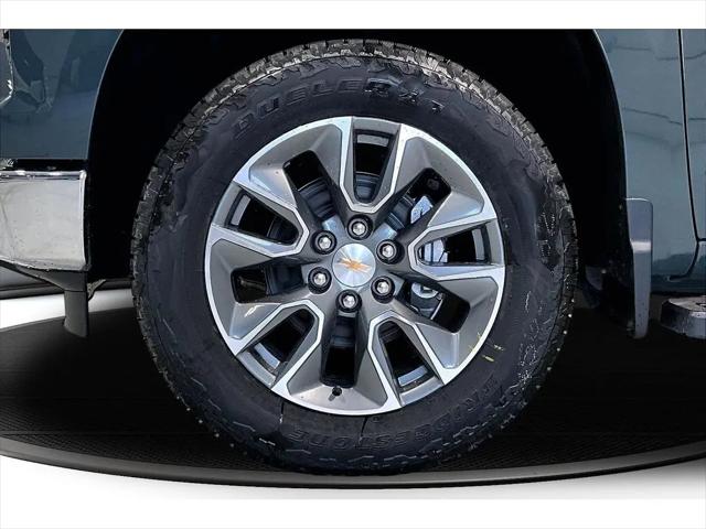 2026 Chevrolet Silverado 1500 4WD Crew Cab Standard Bed LT