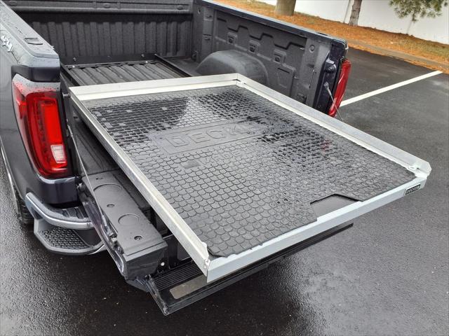 2022 GMC Sierra 1500 4WD Crew Cab Short Box SLT