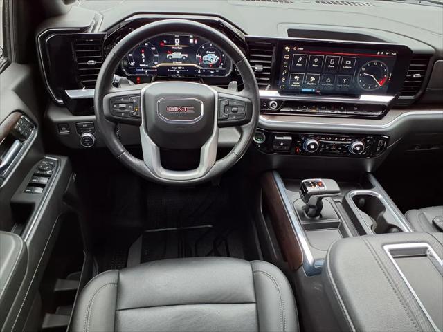 2022 GMC Sierra 1500 4WD Crew Cab Short Box SLT