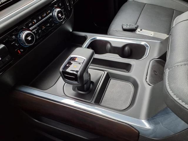 2022 GMC Sierra 1500 4WD Crew Cab Short Box SLT