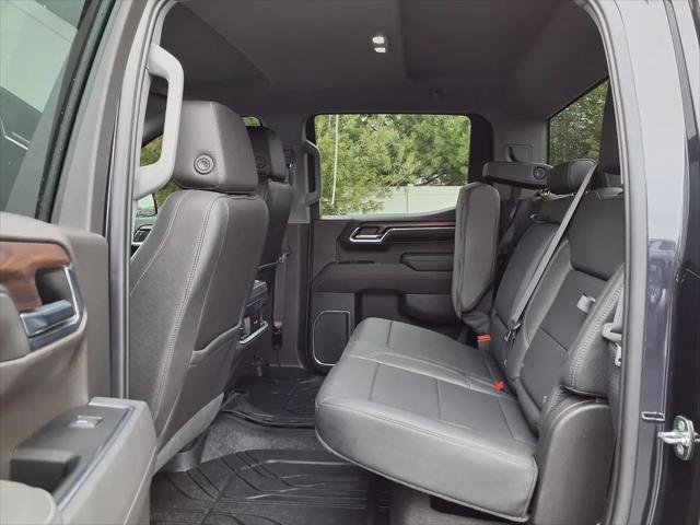 2022 GMC Sierra 1500 4WD Crew Cab Short Box SLT