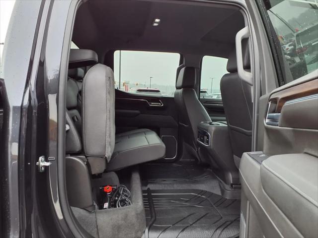 2022 GMC Sierra 1500 4WD Crew Cab Short Box SLT
