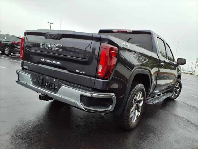 2022 GMC Sierra 1500 4WD Crew Cab Short Box SLT