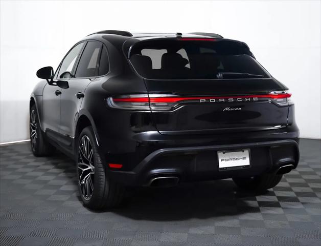 2025 Porsche Macan Macan