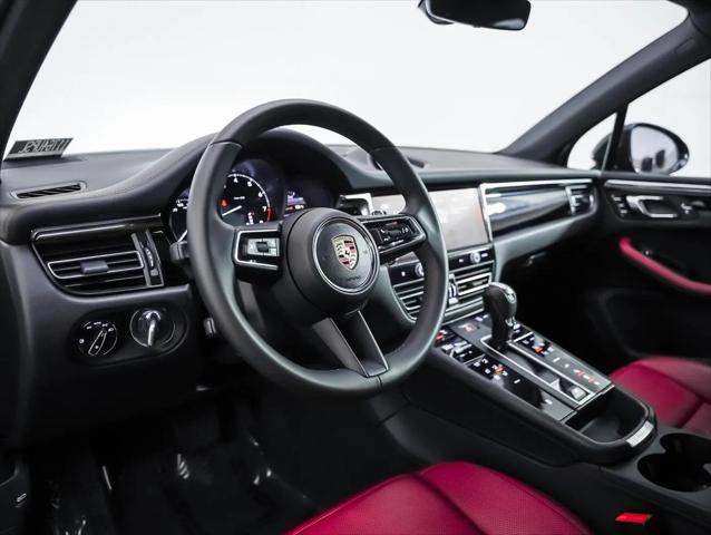 2025 Porsche Macan Macan