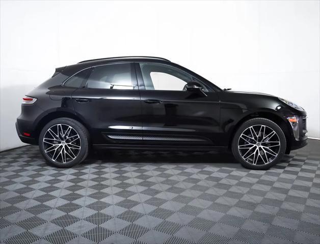2025 Porsche Macan Macan