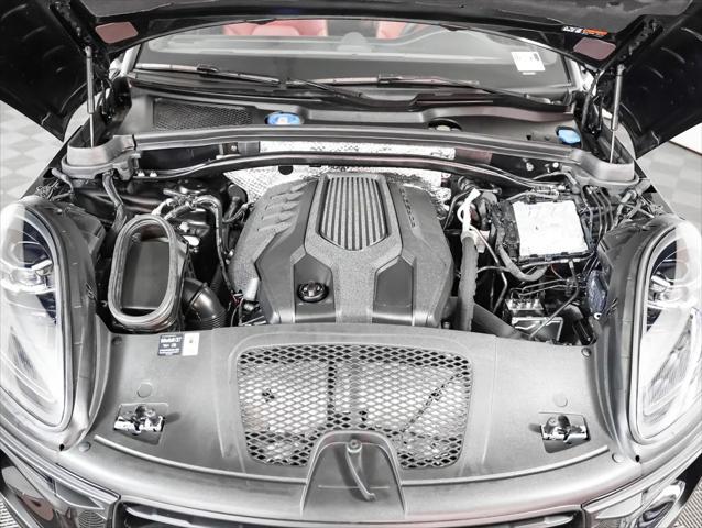 2025 Porsche Macan Macan