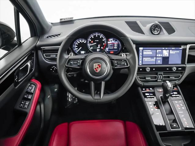 2025 Porsche Macan Macan