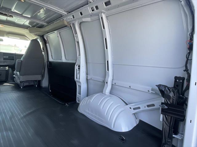 2026 GMC Savana Cargo 2500 Regular Wheelbase, Work Van, RWD