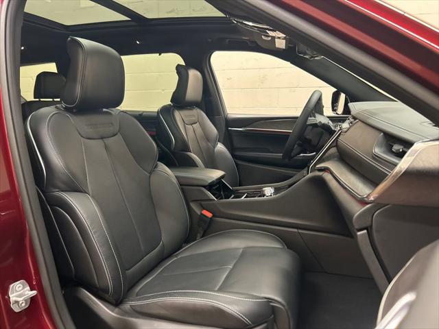 2025 Jeep Grand Cherokee L Overland 4x4