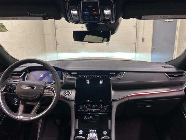 2025 Jeep Grand Cherokee L Overland 4x4