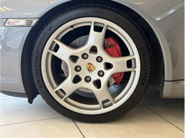 2005 Porsche 911 Carrera S
