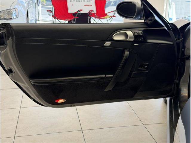 2005 Porsche 911 Carrera S