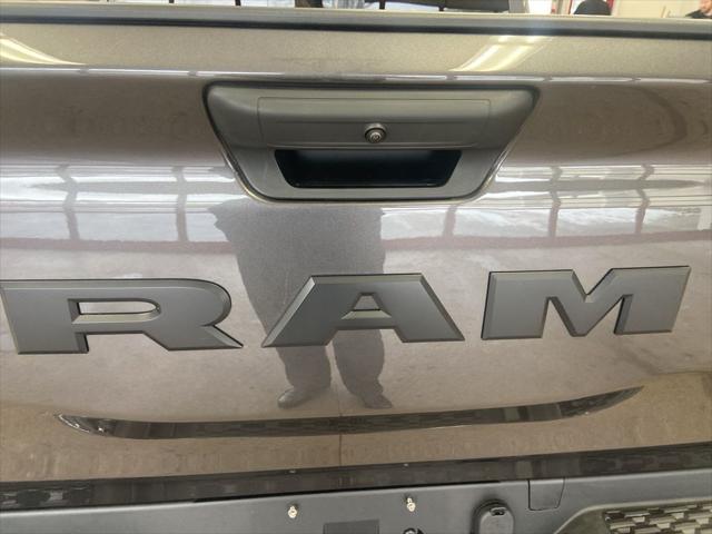 2026 Ram 1500 Express Crew Cab 4x4 5'7" Box