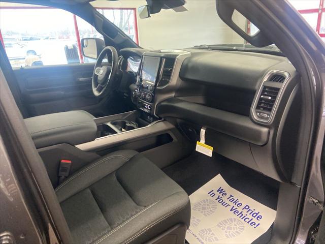 2026 Ram 1500 Express Crew Cab 4x4 5'7" Box