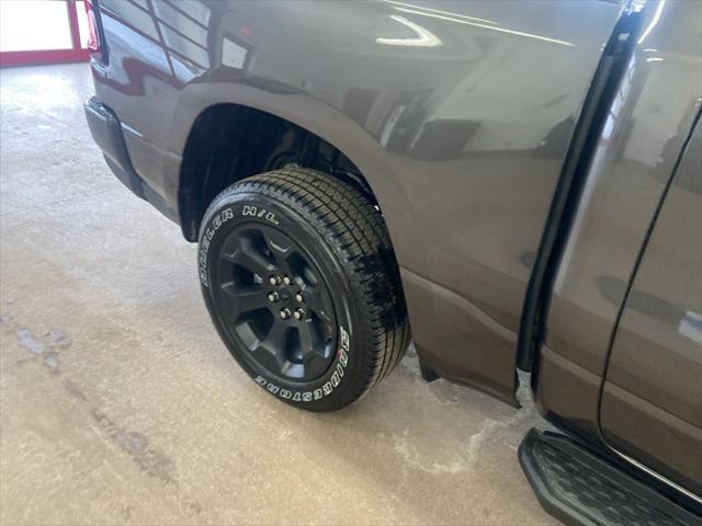 2026 Ram 1500 Express Crew Cab 4x4 5'7" Box