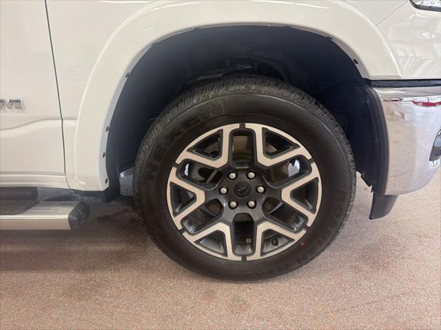 2026 Ram 1500 Laramie Crew Cab 4x4 5'7" Box