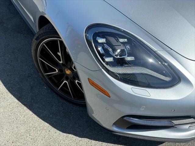 2018 Porsche Panamera 4