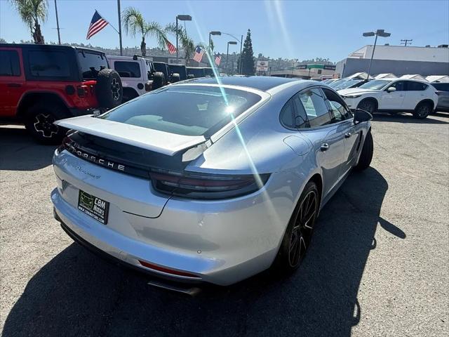 2018 Porsche Panamera 4