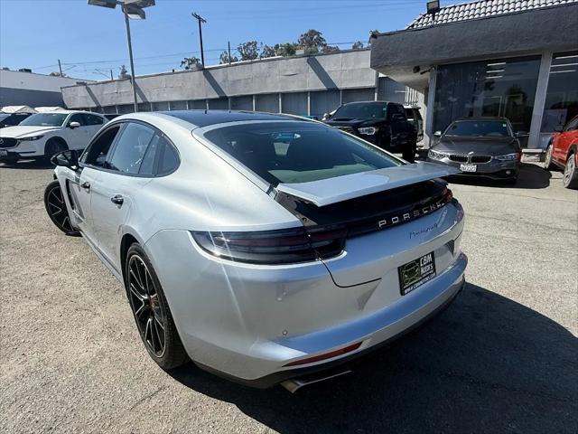 2018 Porsche Panamera 4