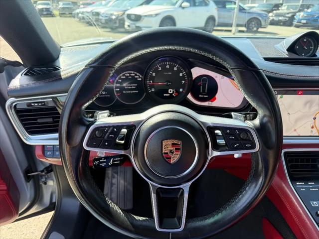 2018 Porsche Panamera 4