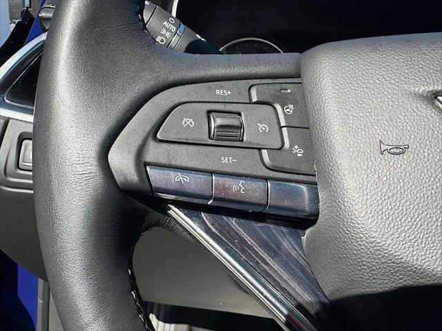 2025 Cadillac XT6 FWD Premium Luxury