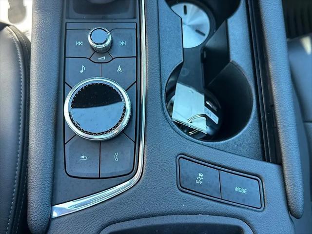 2025 Cadillac XT6 FWD Premium Luxury