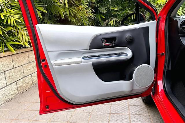 2012 Toyota Prius c Two