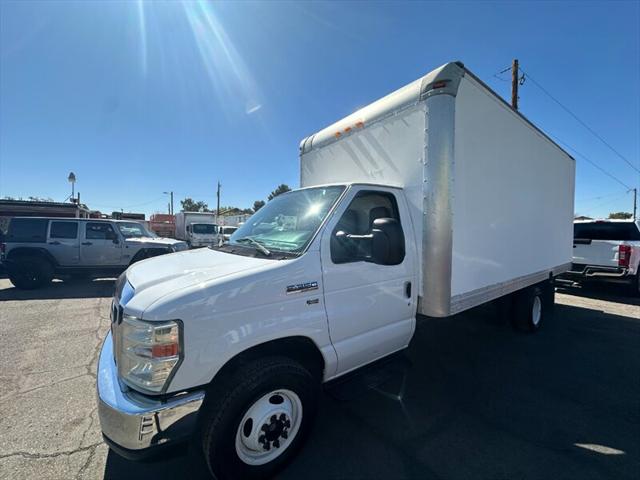 2015 Ford E-350 Cutaway E-350 SD
