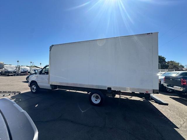 2015 Ford E-350 Cutaway E-350 SD