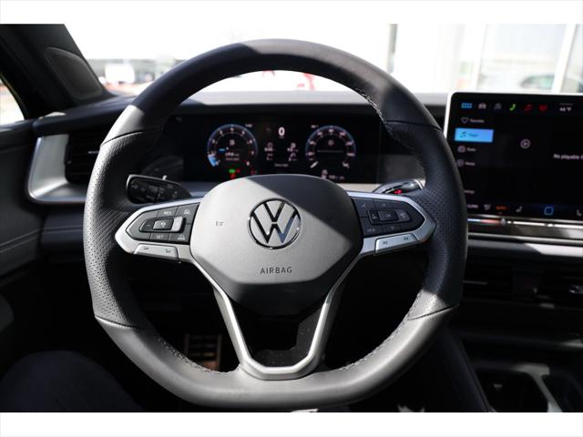 2026 Volkswagen Tiguan SE R-Line Black